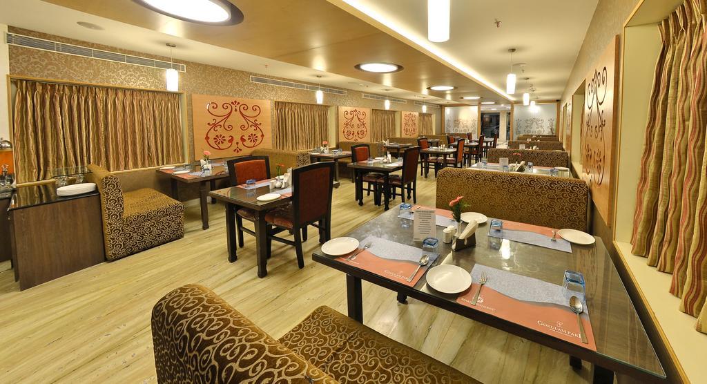 Hotel Gokulam Park Chennai Exterior photo